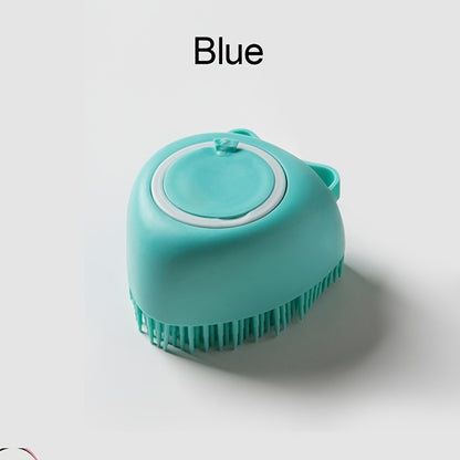 Soft Dog Brush: Make bathing your dog much more practical and enjoyable! This dog bathing brush was developed to gently clean, massage, and remove dirt, providing comfort and well-being to your pet. With soft and resistant bristles, it helps to spread the