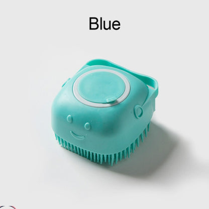 Soft Dog Brush: Make bathing your dog much more practical and enjoyable! This dog bathing brush was developed to gently clean, massage, and remove dirt, providing comfort and well-being to your pet. With soft and resistant bristles, it helps to spread the