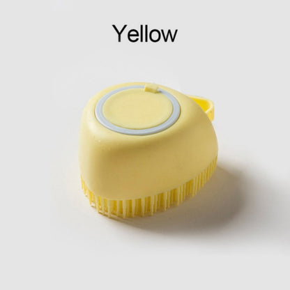 Soft Dog Brush: Make bathing your dog much more practical and enjoyable! This dog bathing brush was developed to gently clean, massage, and remove dirt, providing comfort and well-being to your pet. With soft and resistant bristles, it helps to spread the