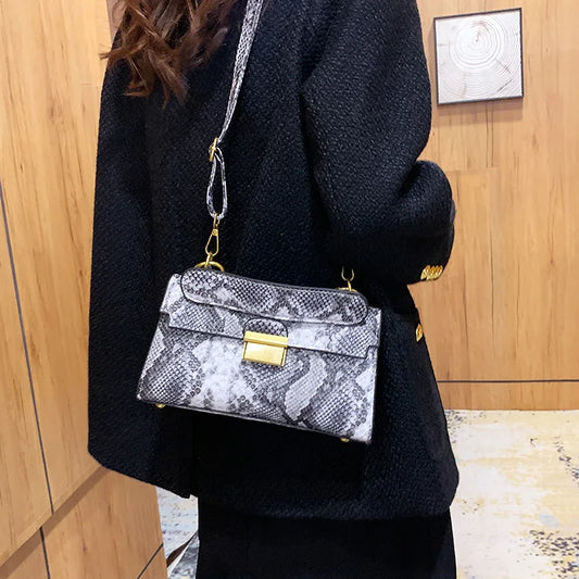 New Brand Luxury Designer Handbag Women Snake Pattern Leather Crossbody Purses Fashion Small Shoulder Bag Square