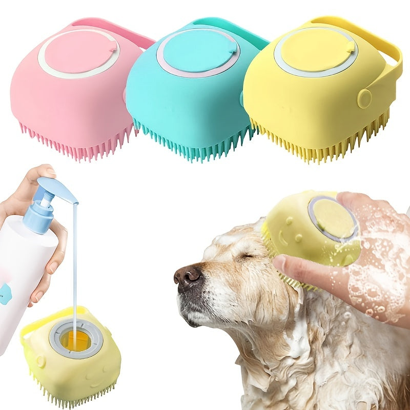 Soft Dog Brush: Make bathing your dog much more practical and enjoyable! This dog bathing brush was developed to gently clean, massage, and remove dirt, providing comfort and well-being to your pet. With soft and resistant bristles, it helps to spread the